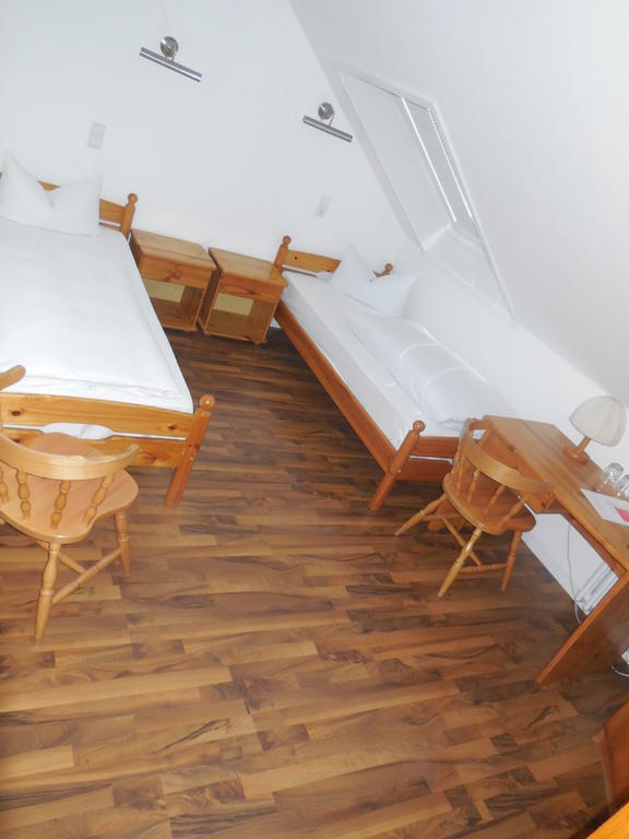 Hotel Garni Am Hechenberg Maguncia Habitación foto