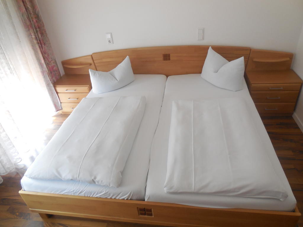 Hotel Garni Am Hechenberg Maguncia Habitación foto